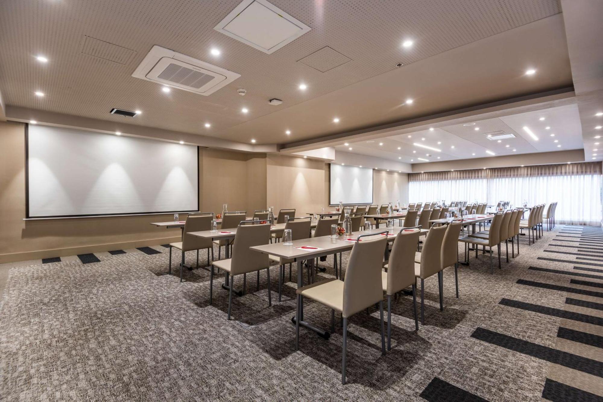 Nh Collection Bogota Wtc Royal Bogotá Exterior foto Meeting room