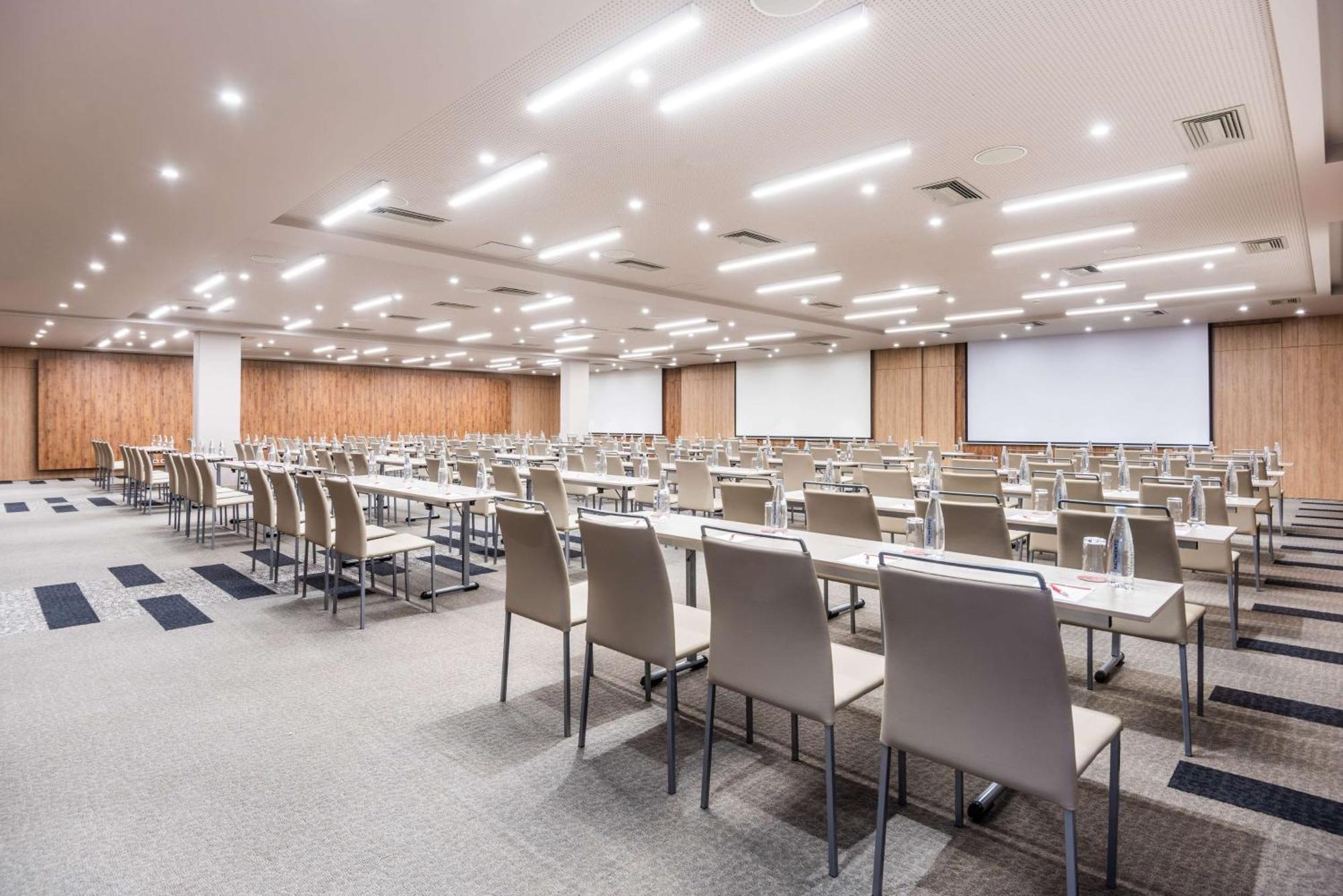 Nh Collection Bogota Wtc Royal Bogotá Exterior foto The main conference room