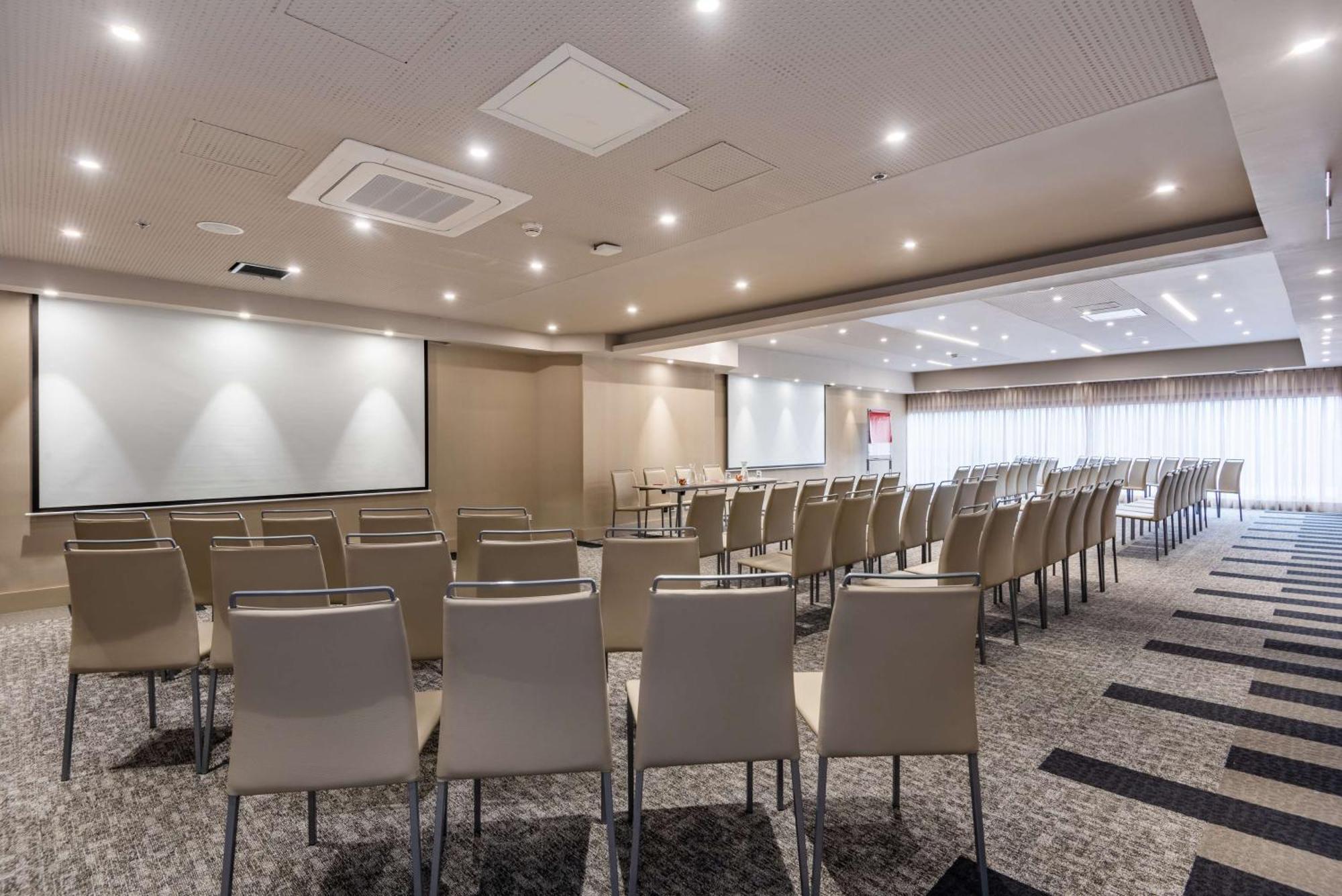 Nh Collection Bogota Wtc Royal Bogotá Exterior foto Meeting room