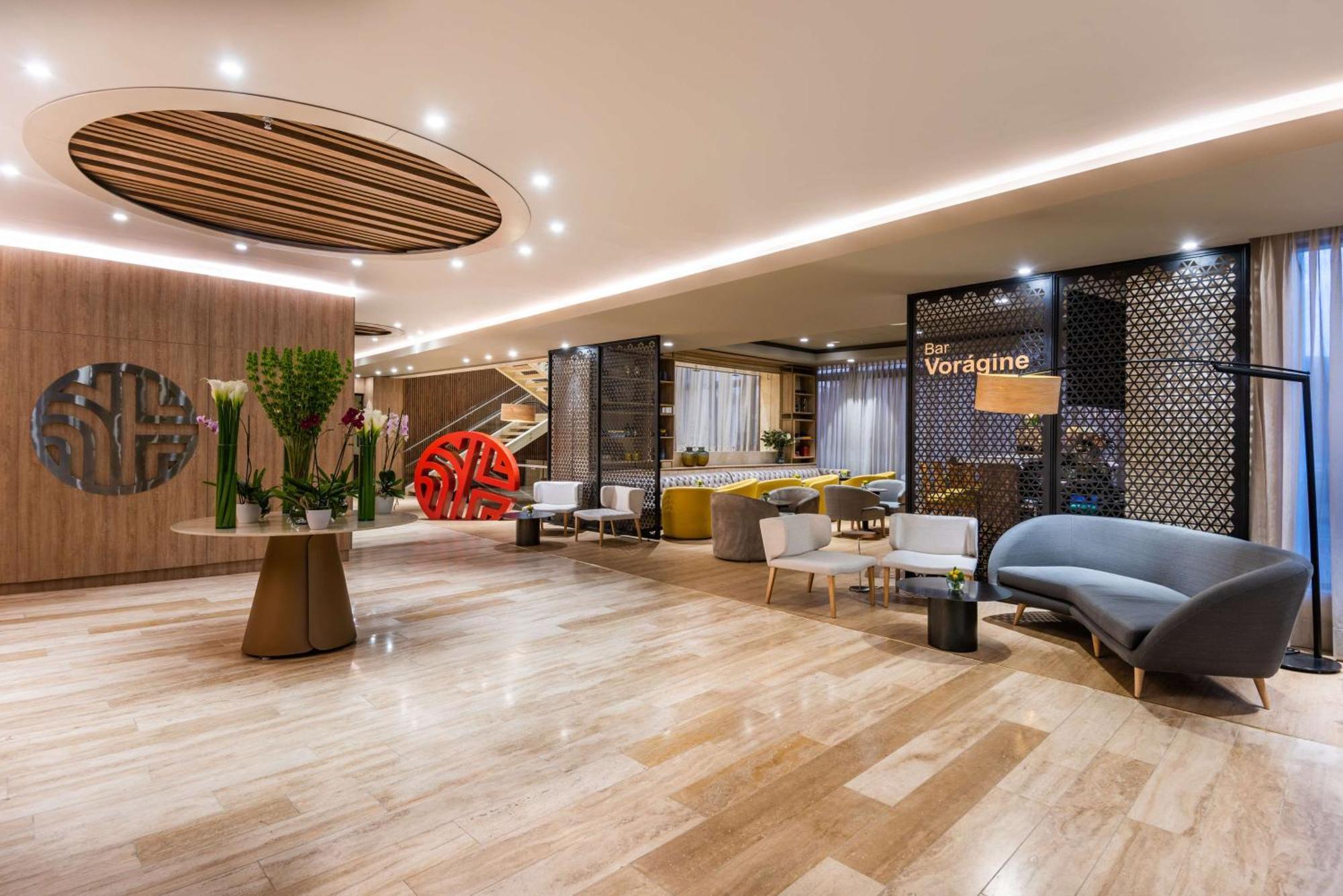 Nh Collection Bogota Wtc Royal Bogotá Exterior foto Lobby